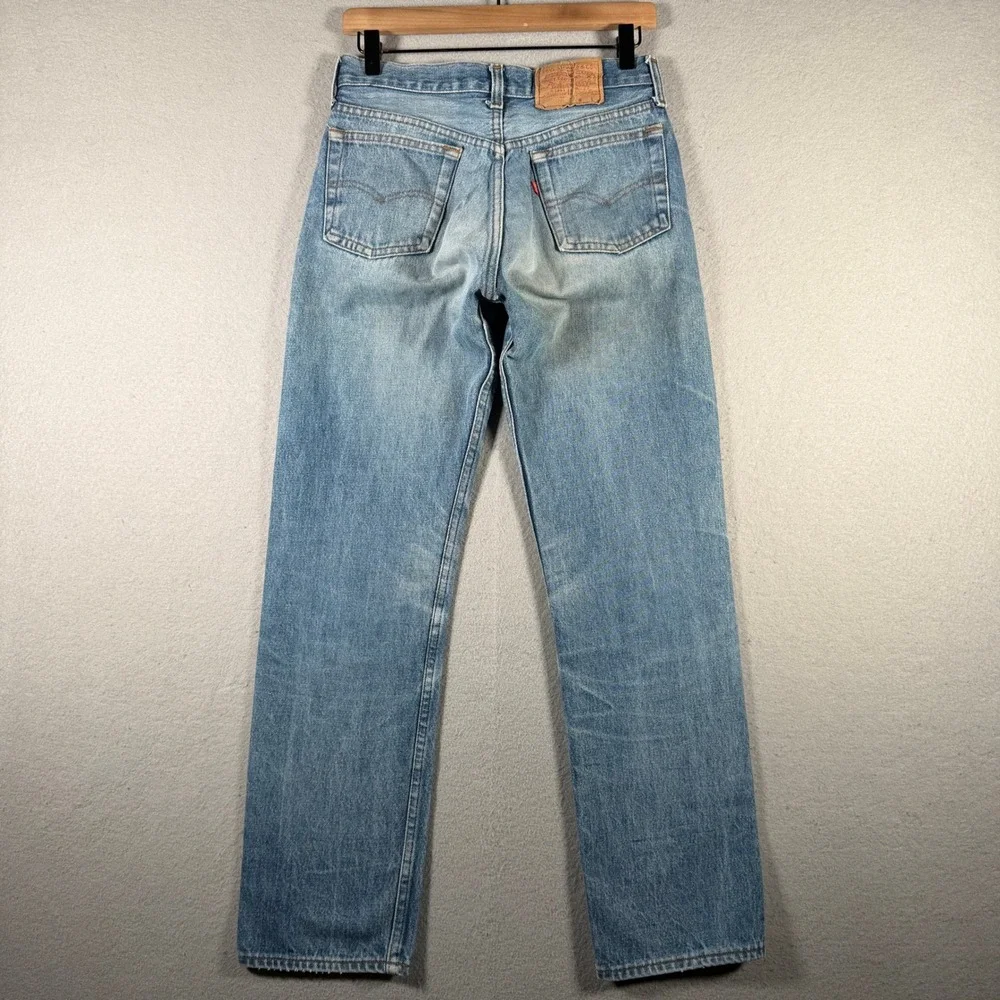 Vintage Levis 501 Light Wash Straight Leg Denim Jeans Blue 28x30 USA Made